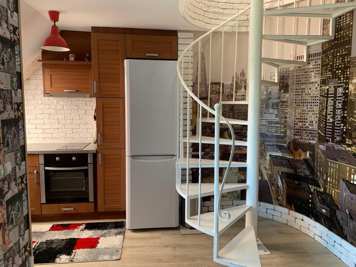 Lovely Penthouse With An Indoor Fireplace 소피아 외부 사진