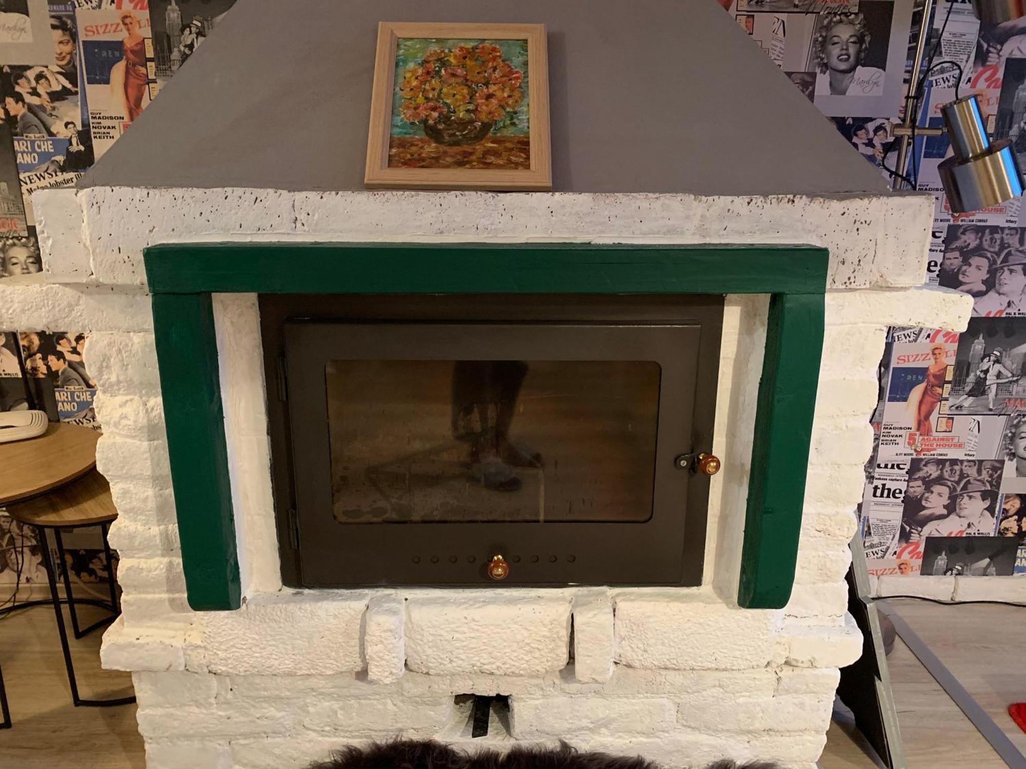 Lovely Penthouse With An Indoor Fireplace 소피아 외부 사진